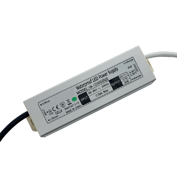 مشغل LED مقاوم للماء بجهد ثابت 45 وات